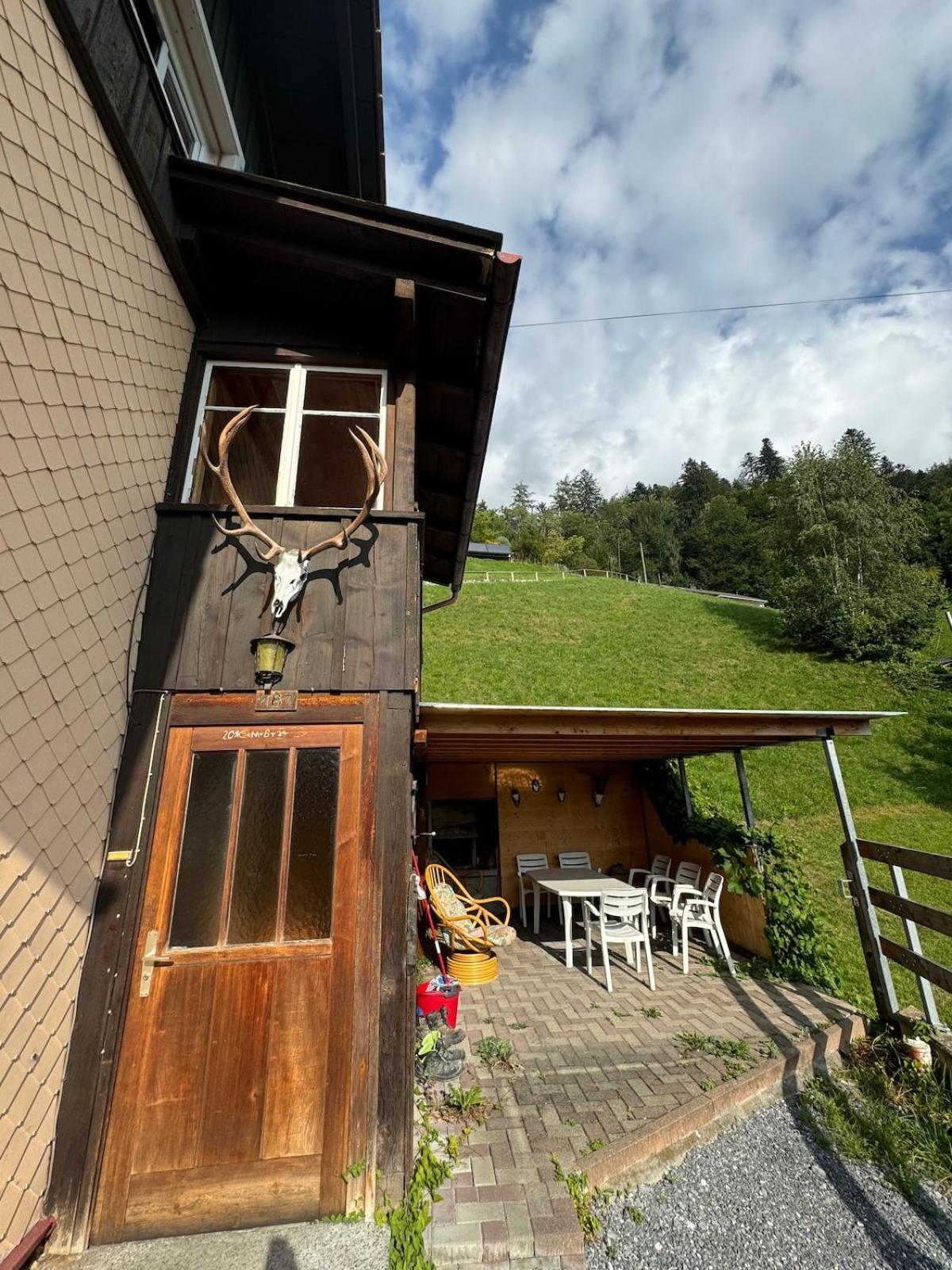 Alpenhaus, Farmhouse Apartamento Triesenberg Exterior foto